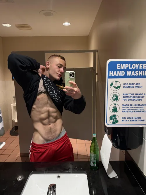 Post-workout mirror moment