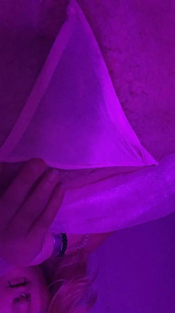 Pov of my coochie in pink panties