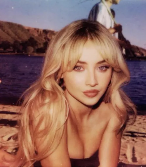 POV you’re having a beach day with brina ️☀️ don’t forget the sunscreen! 