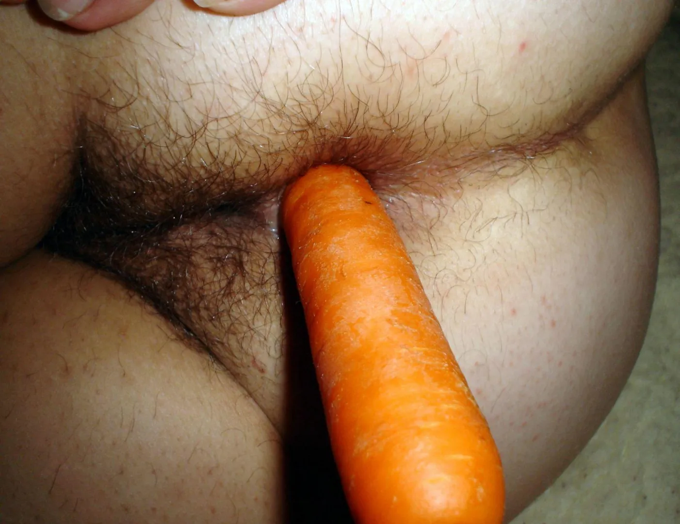 Preparing his salad the old fashion way...