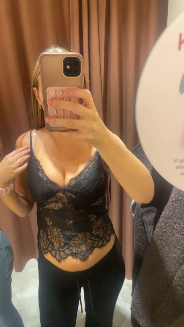 Press  for my naked tits in your chat;)