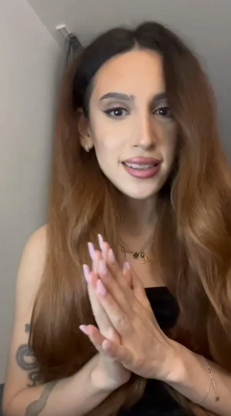 pretty face with dirty mind