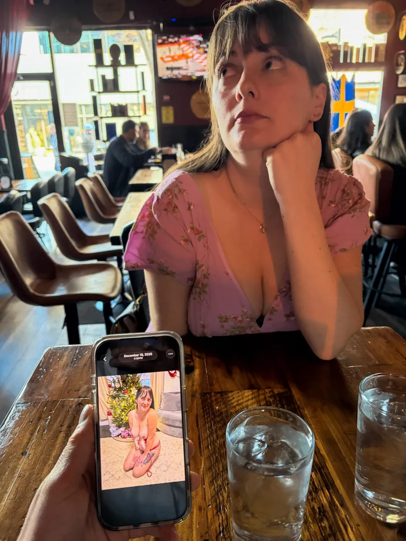 Public reminder of what a cumslut I am