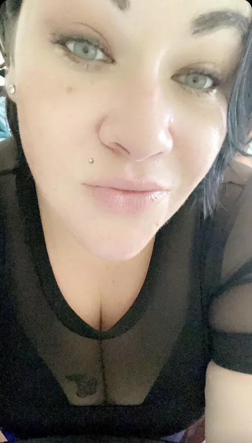 Pull down your pants love, I need a good laugh.  #SoPhuckingHilarious