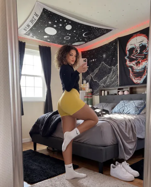 Pull that mature cock out already..