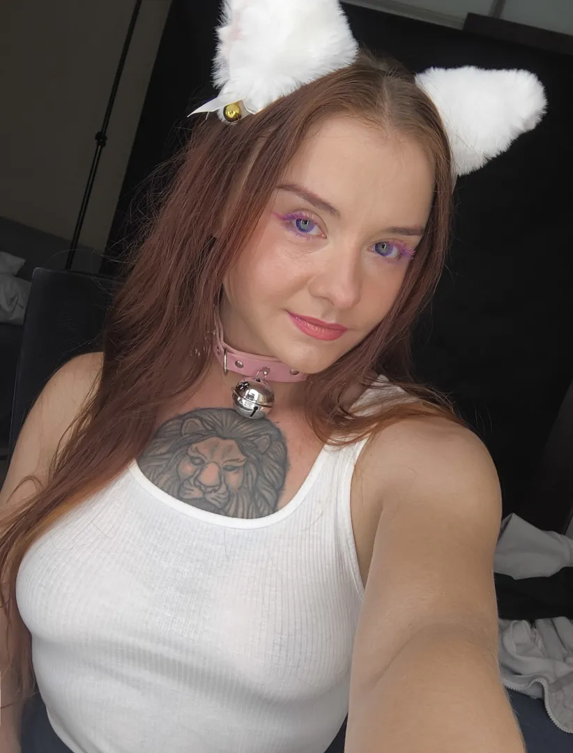 Purr slut ready, folds part, drown in hot kitty cream [OC]