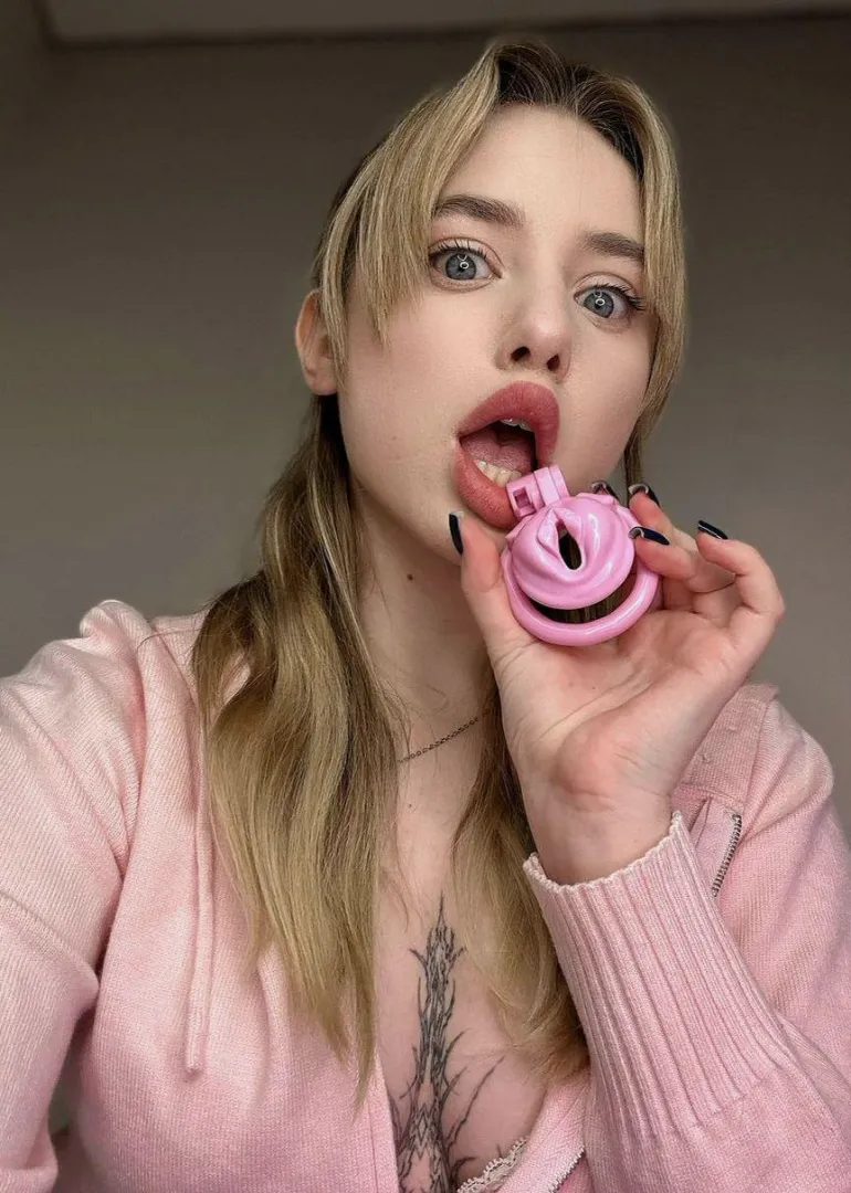 Pussy for a white boy