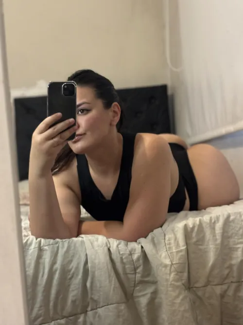 Qui veut me donner des frissons sur les fesses ? 