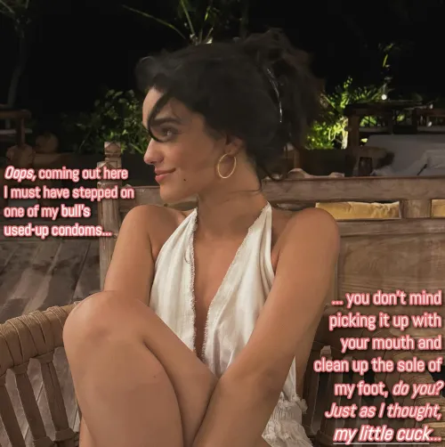 Rachel's foot needs a little service (No ImageFap)