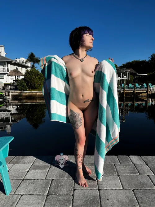 Rare moment caught where your goth gf sees the sunlight! ☀️