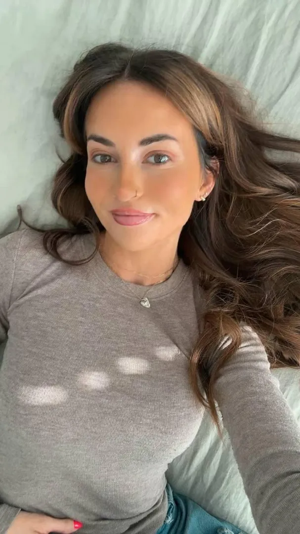 React if you’re in AZ. Recently single