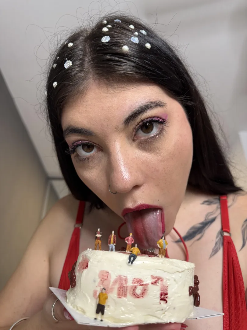 Ready to be swallow with my cake?