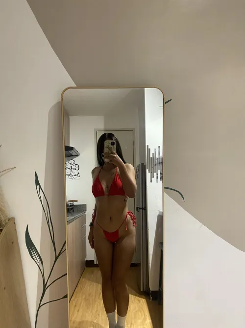 Ready to bleach a petite girl like me ?