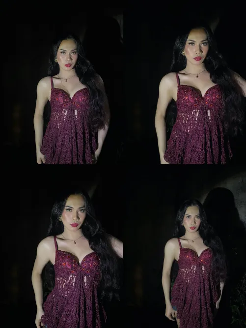 Received no flowers but at least I look hot hahaha. I made my outfit, btw