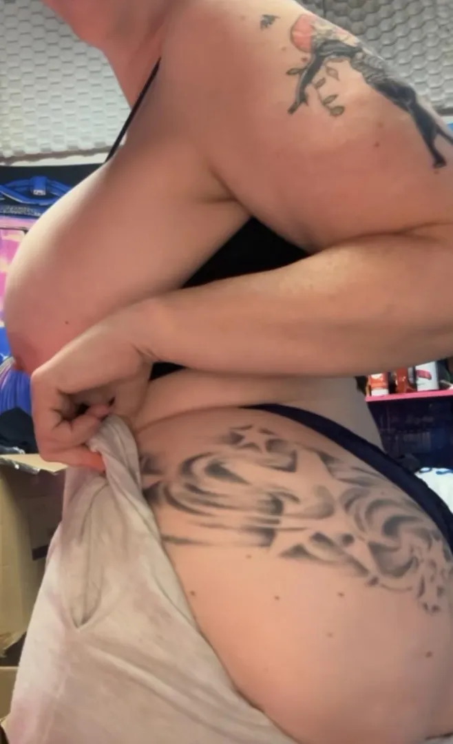 Redhead energy hits different 