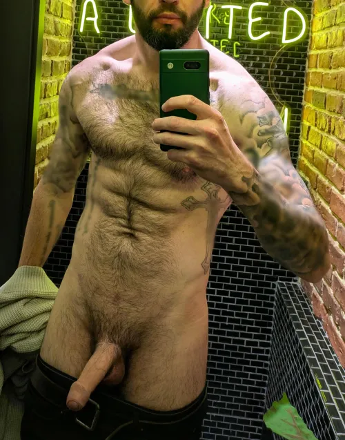 Risky bathroom pic during Dads Friday night out (36)