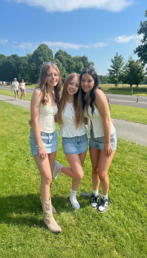 say yes if you'd still want me even when i look scared and cute <3