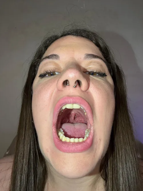 Scratch my uvula, I promise not to eat you... (