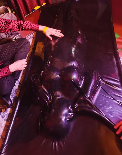 Second time in a vac bed, first time with the head fully encased!