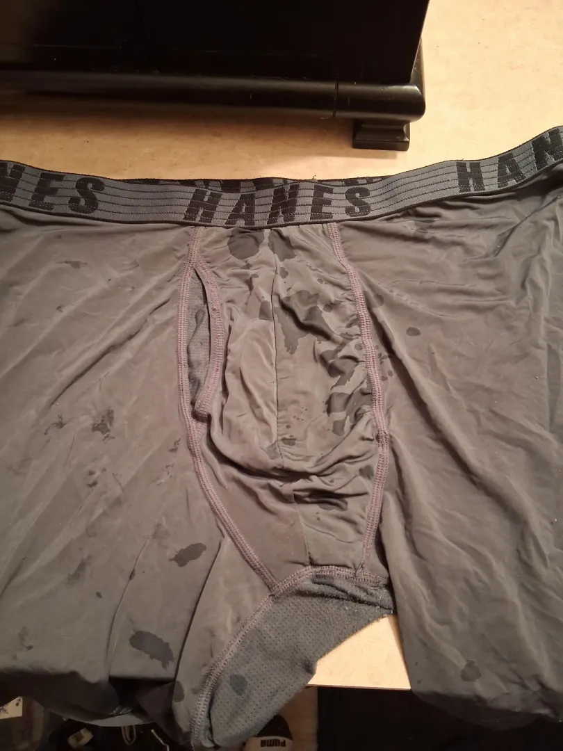 [Selling] My balls are full and im shooting big loads. Dm if you want customs 