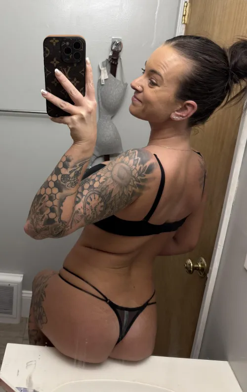 [selling] [us] new inventory ready to wear to make them dirty for you