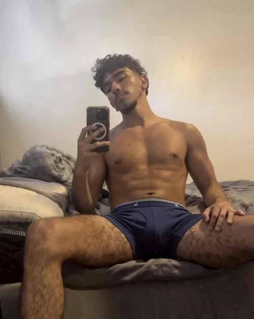 [selling] [USD] [USA] Mmm you love the smell of a musky gym mexican ? 