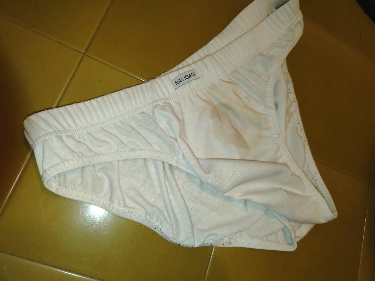 [Selling] white slip used for 4 day at construction site. Size Xl Navigare a Italian famous brand
