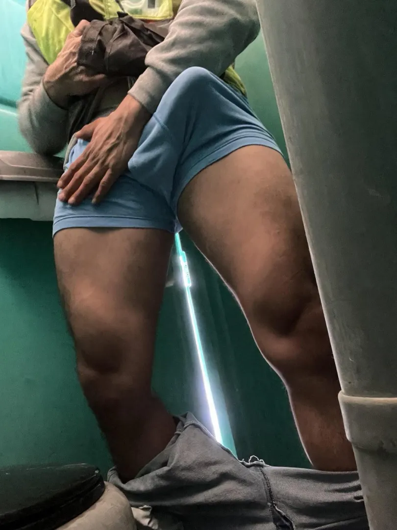 [selling][USA][50$] Sweaty, musky underwear worn by a BIG DICK construction worker and gym rat. Get you a pair or two