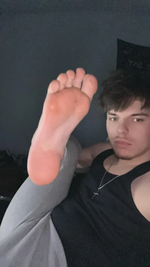 Serve your alpha 18yr