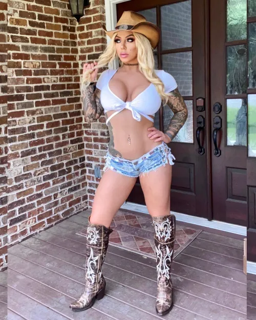 Sexiest cowgirl I ever seen