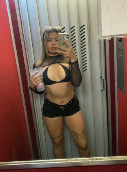 Sexy and want my tits sucked