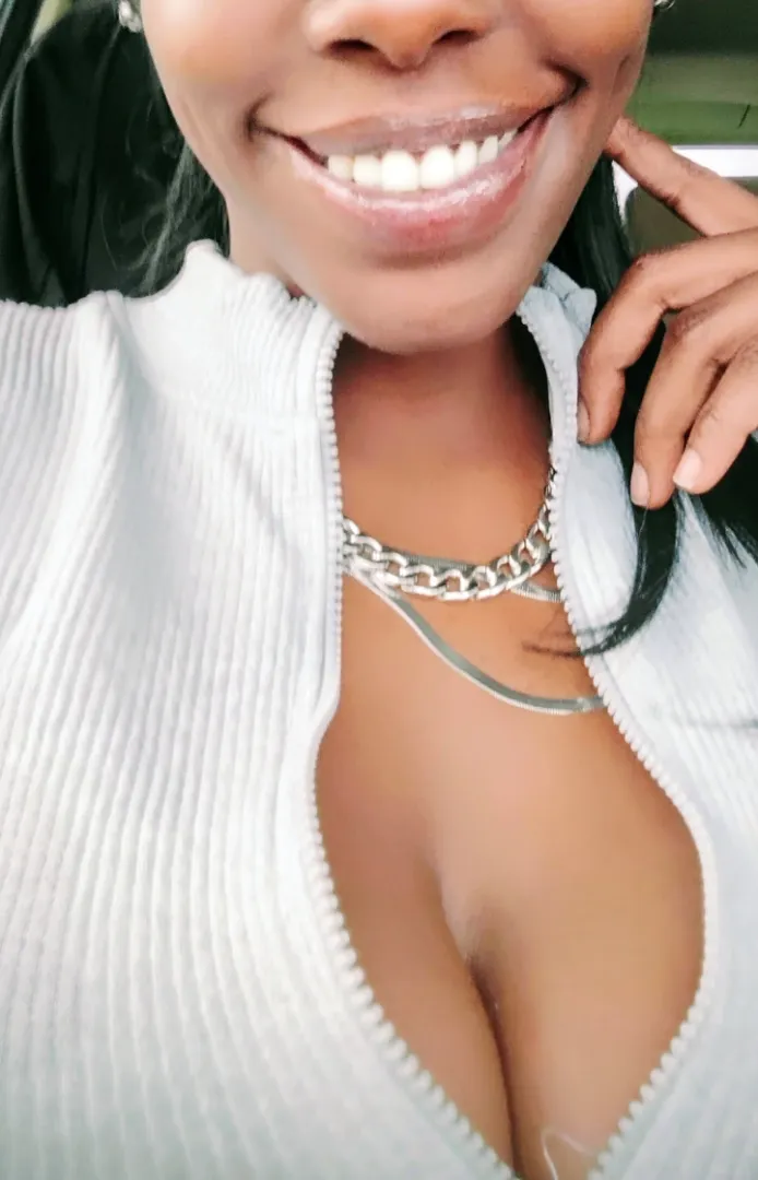 Sexy body rubs and genuine companionship