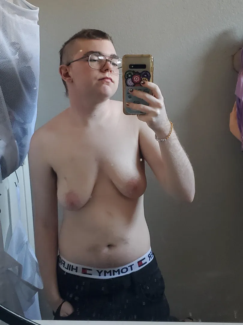 shaved my head+face, feeling that butch euphoria 