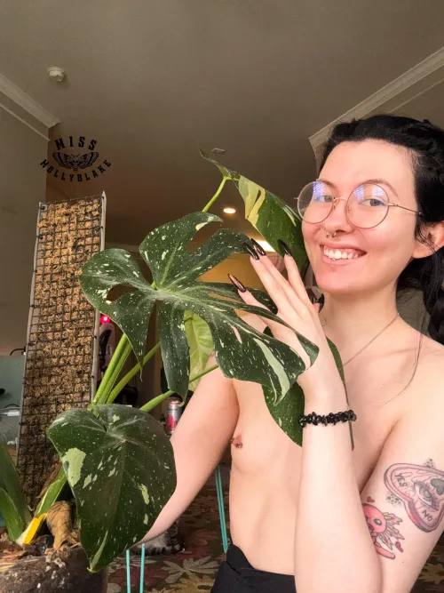 She’s getting so big I can barely get her in frame!!