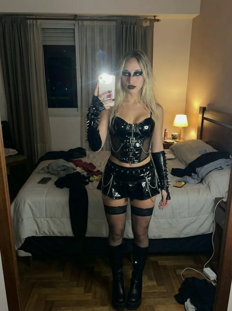 Shining outfits are my weakness