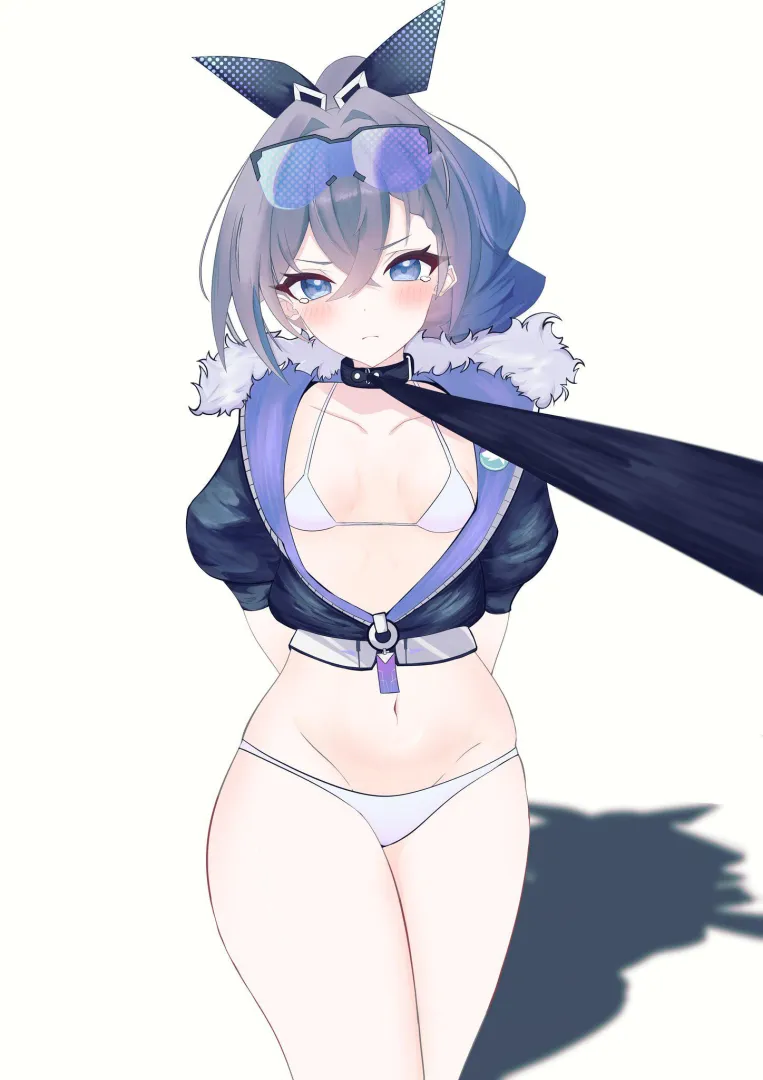 Silver Wolf on a leash (yahhooBK)