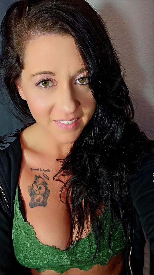 “Single, taken, or curious… February is better with me ”