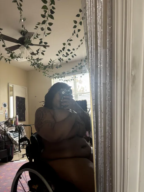 Sitting pretty always (t12 sci|25)