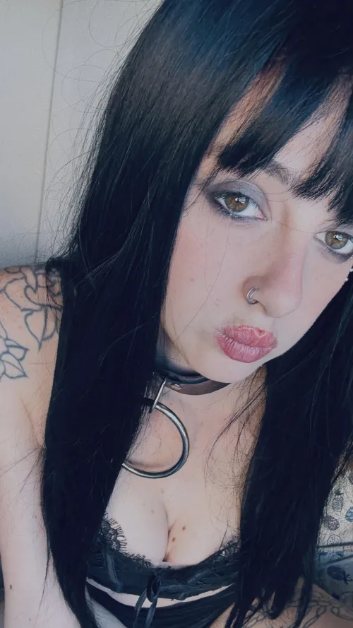 Slightly horny + can’t host rn - msg me on lg: ,.lunarumes`.