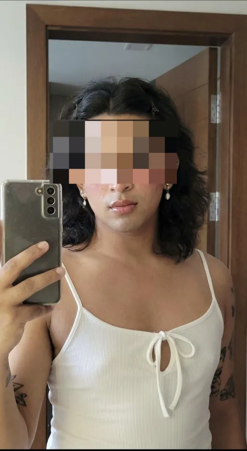 Slowly getting good at makeup, who wants to ruin it.