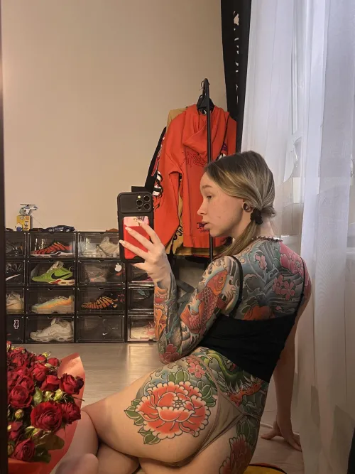 smash or pass for my tattoed back?