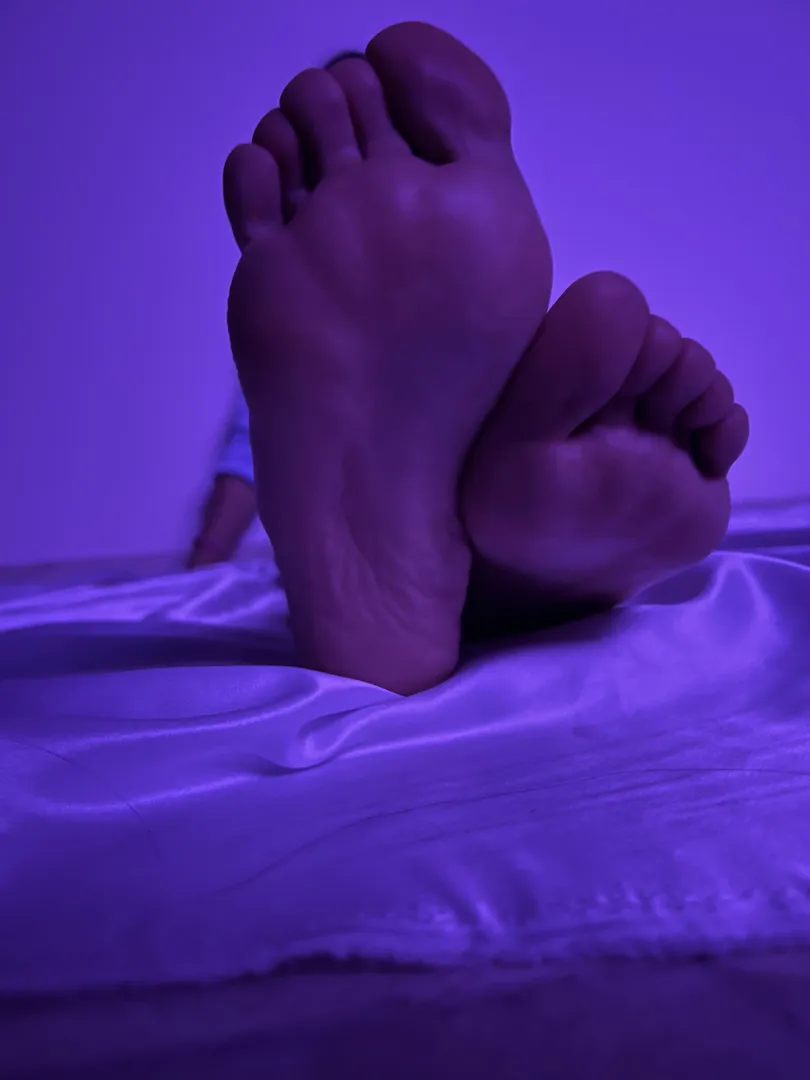 Smell, Lick or Kiss??