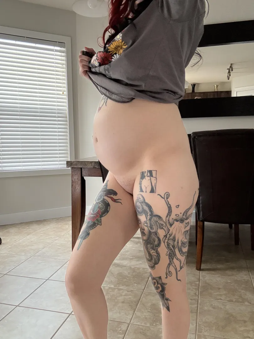 So tiny for almost 8 months pregnant