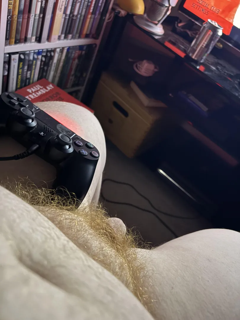 Some more late night nude gaming