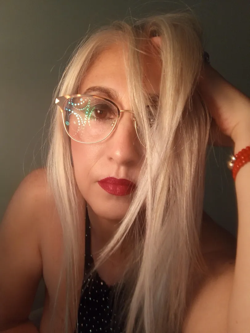 Someone to kiss him from head to toe