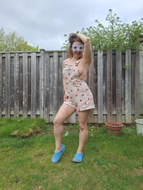 Sometimes I just like cherries. Do you?