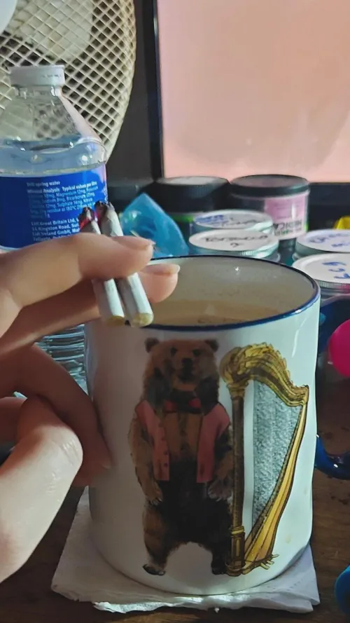 Sometimes one Marlboro gold just ain't enough.