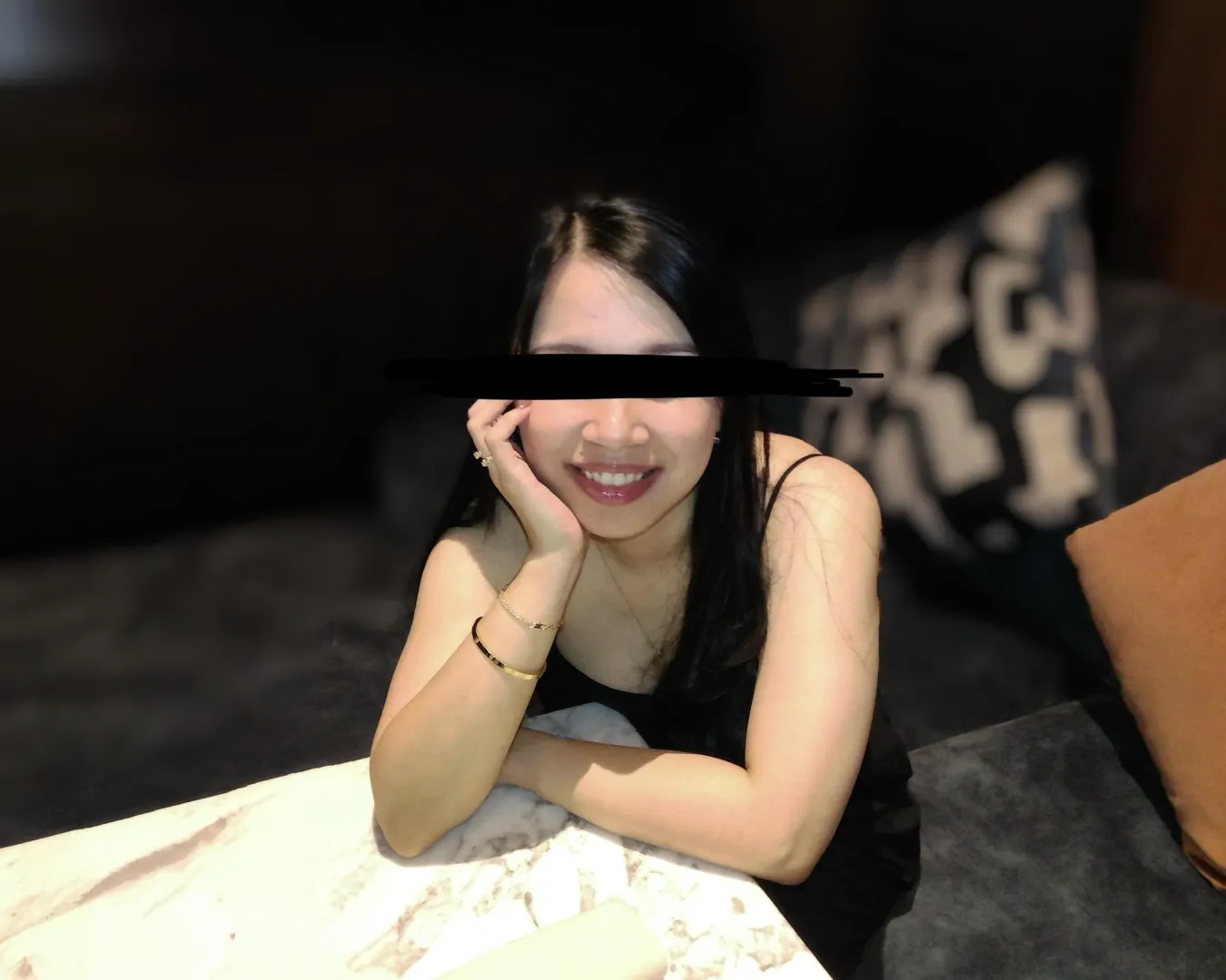 Soon-to-be (hot)wife 