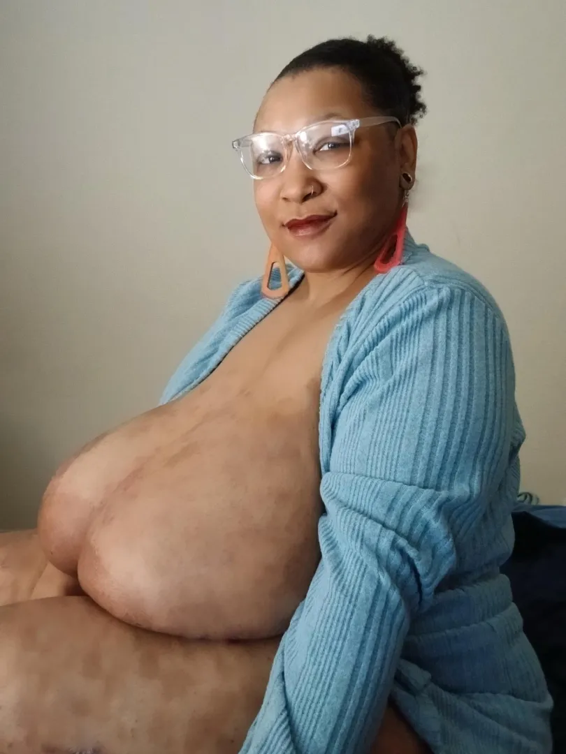 Sorry, mommy's lap is occupied