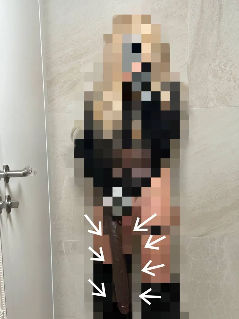 Sorry, whiteboi, she tricked you into thinking you'd see uncensored